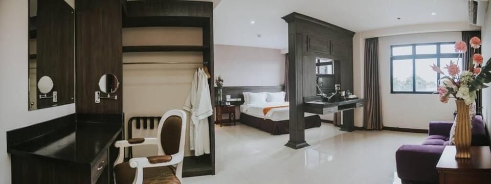 Free WiFi, bed sheets, wheelchair access