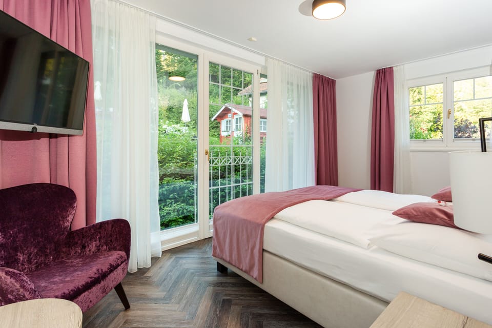 Deluxe Double Room, Garden View (6) | Resort view