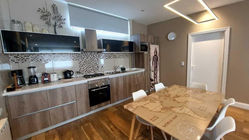 Deluxe Apartment | Private kitchen | Coffee/tea maker