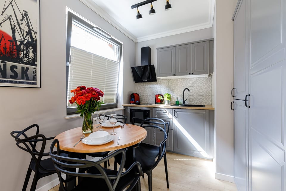 Superior Apartment, Non Smoking, City View (Panienska A) | Private kitchen | Full-size fridge, microwave, stovetop, espresso maker