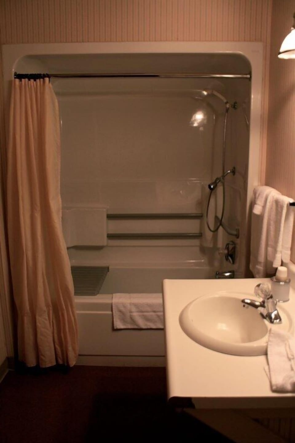 Rainfall showerhead, designer toiletries, hair dryer, towels