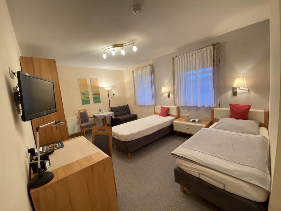 Double or Twin Room, Non Smoking | Hypo-allergenic bedding, desk, blackout drapes, cribs/infant beds