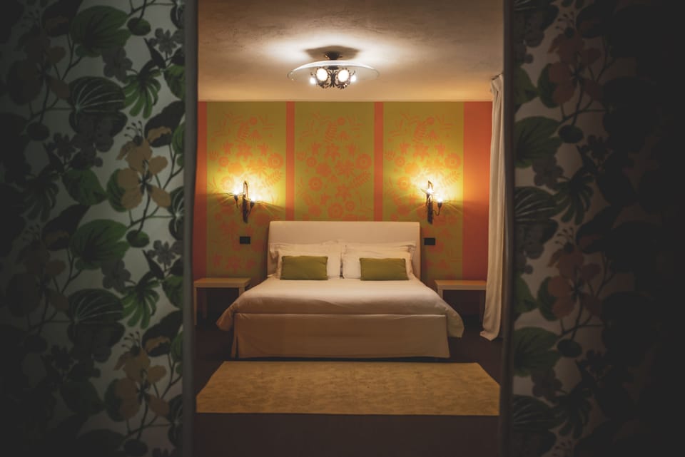 Family Room | Premium bedding, minibar, free WiFi, bed sheets