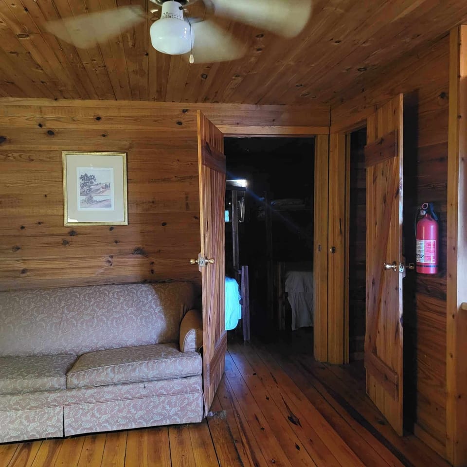 Family Cabin | Living area