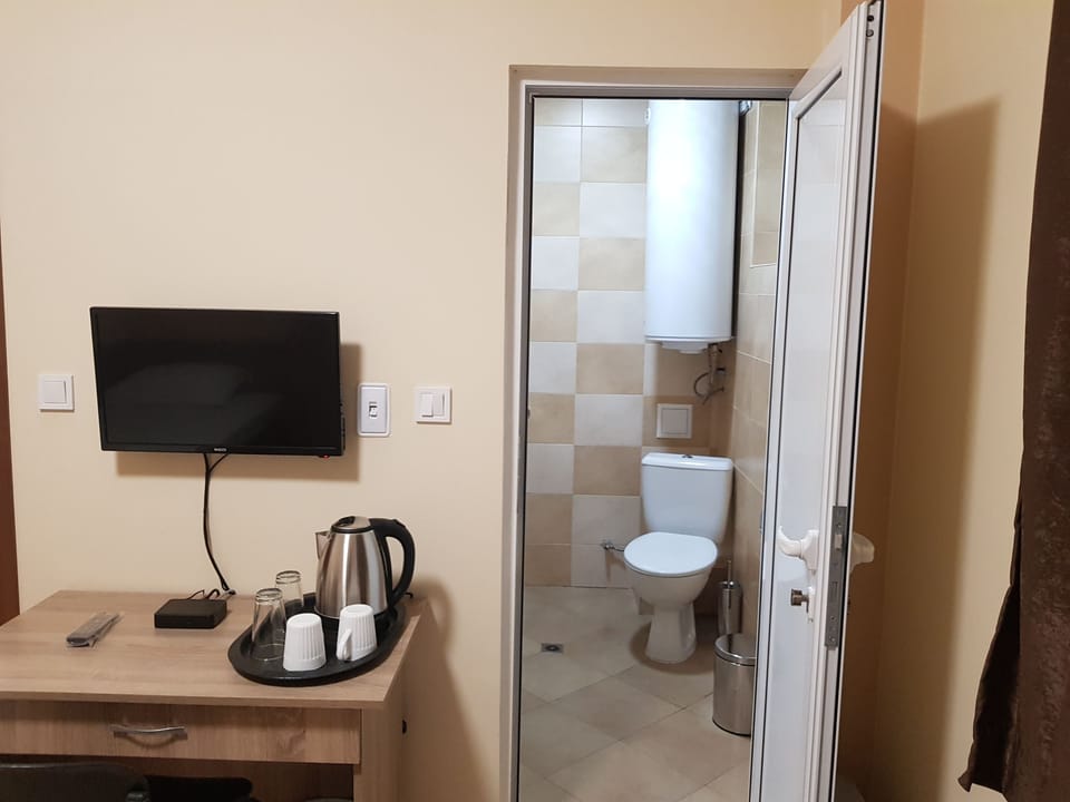 Small Double Room | Room amenity