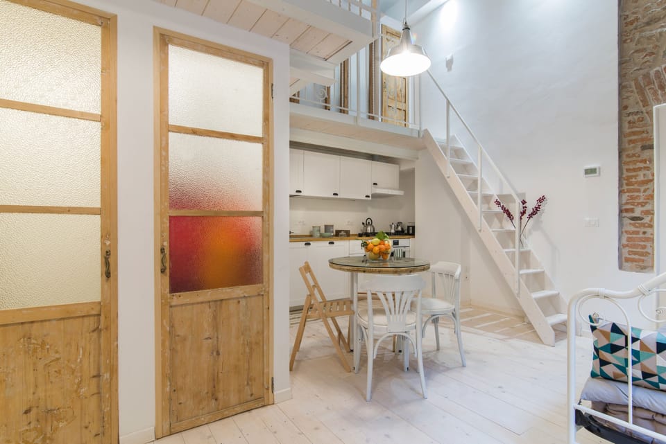 Duplex, 1 Bedroom | In-room dining