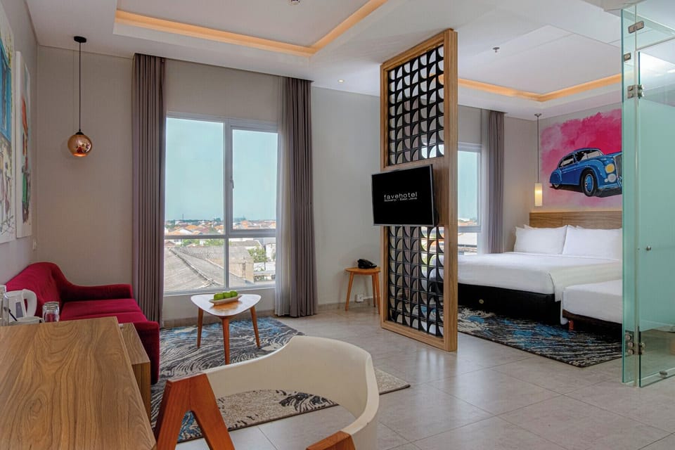 Family Room | In-room safe, desk, soundproofing, iron/ironing board