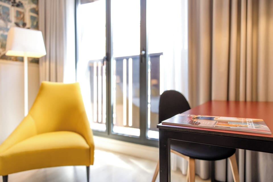 Minibar, in-room safe, desk, blackout drapes