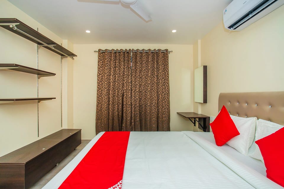 Double Room, 1 Queen Bed | Free WiFi, bed sheets