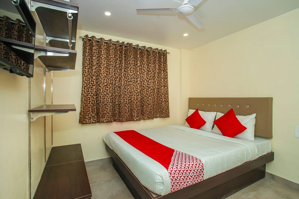 Single Room, 1 King Bed | Free WiFi, bed sheets