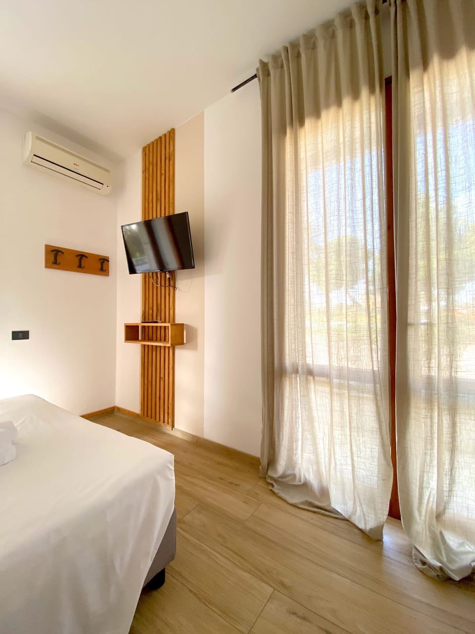 Comfort Room | Premium bedding, down comforters, individually decorated