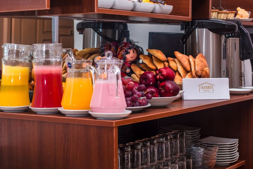 Daily buffet breakfast for a fee