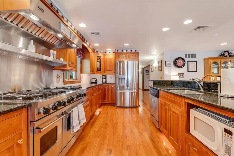 High End Kitchen