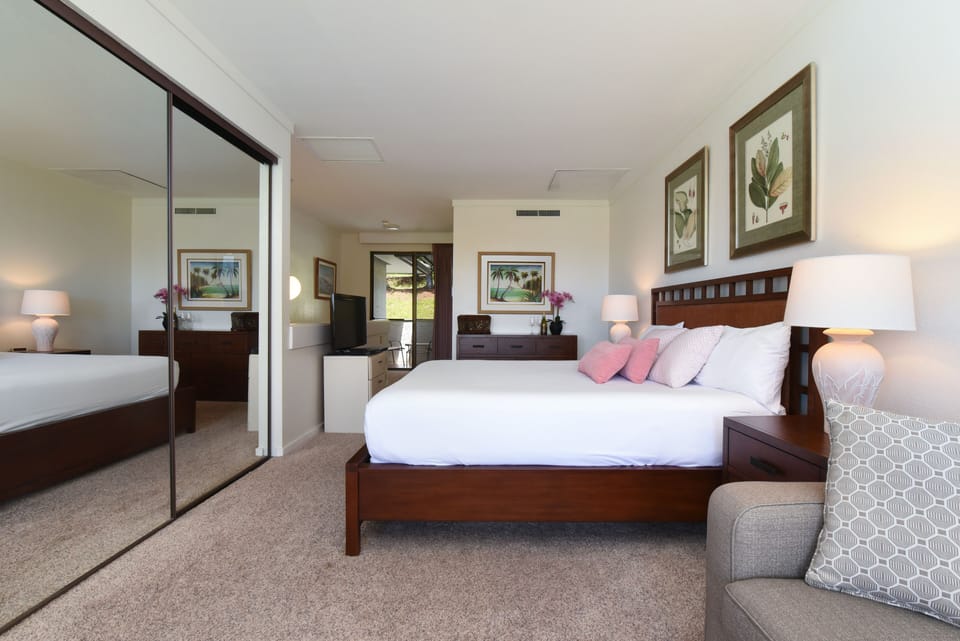 Beautiful king bedroom set