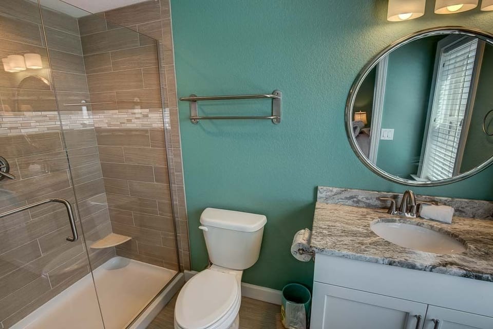Top-Level King Master Bedroom