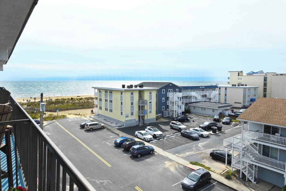 BALCONY-VIEW