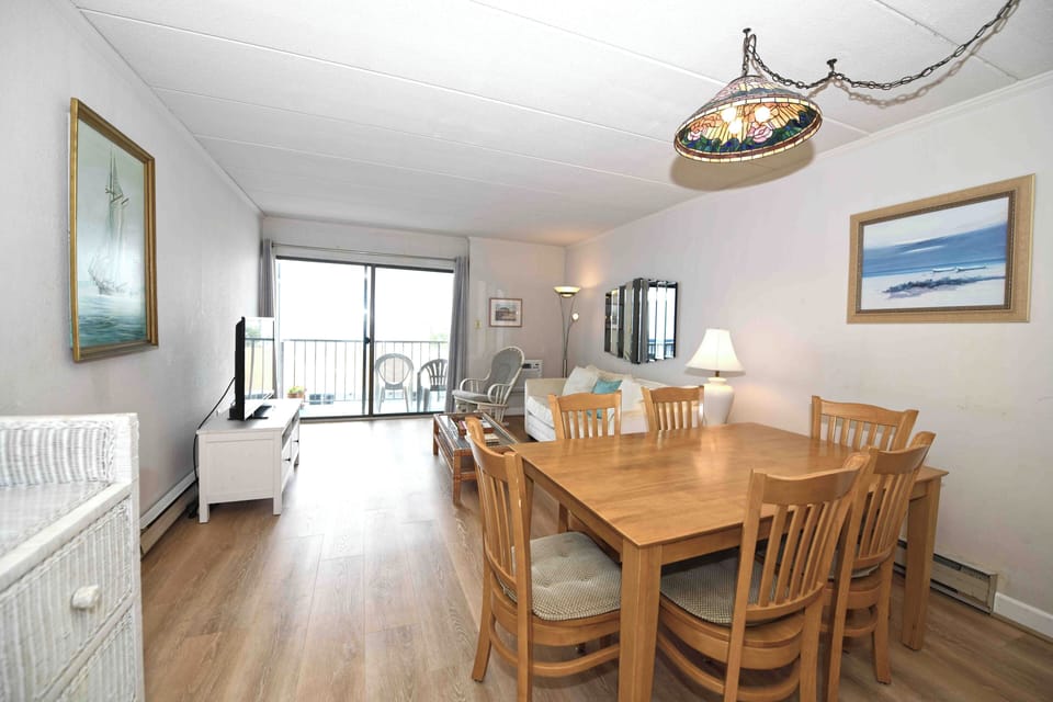 DINING-AREA