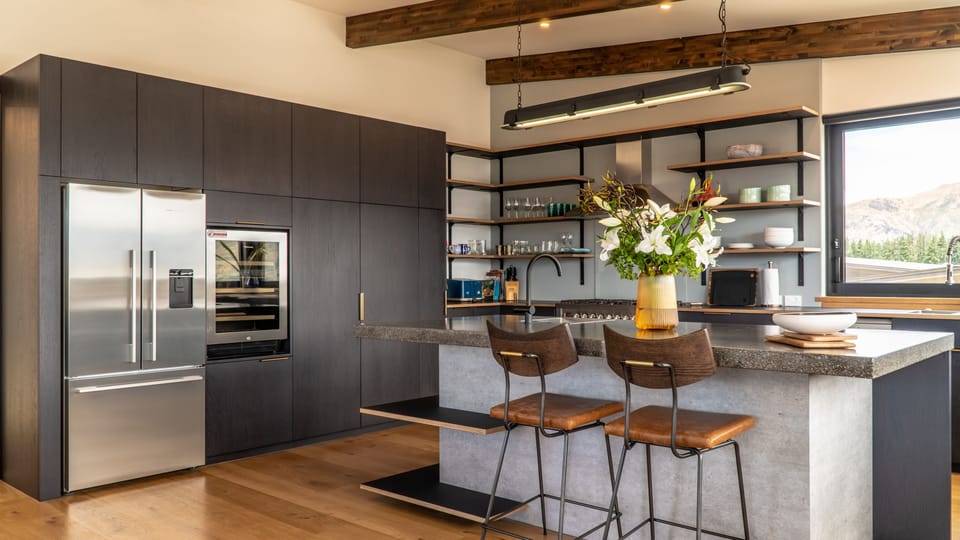 Luxury House, Multiple Beds, Lake View, Mountainside | Private kitchen | Full-size fridge, microwave, oven, stovetop