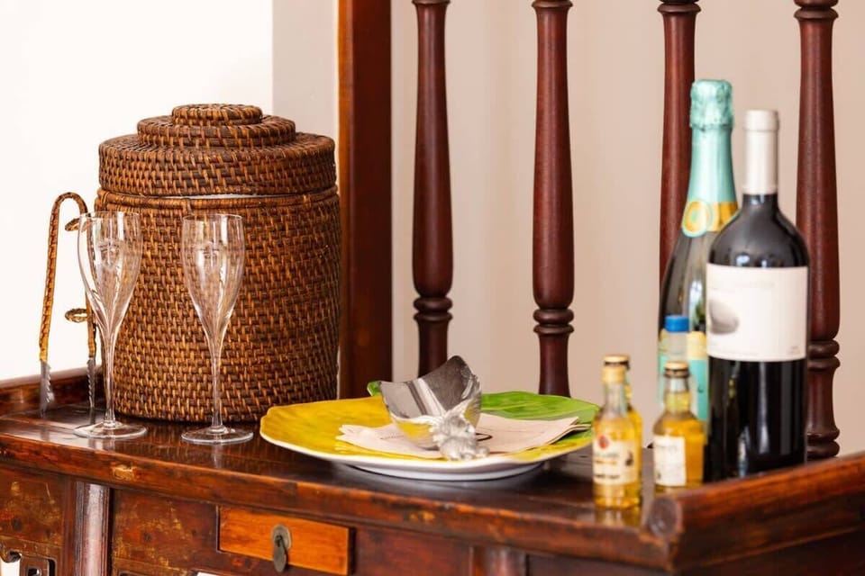 Stationary bar to enjoy