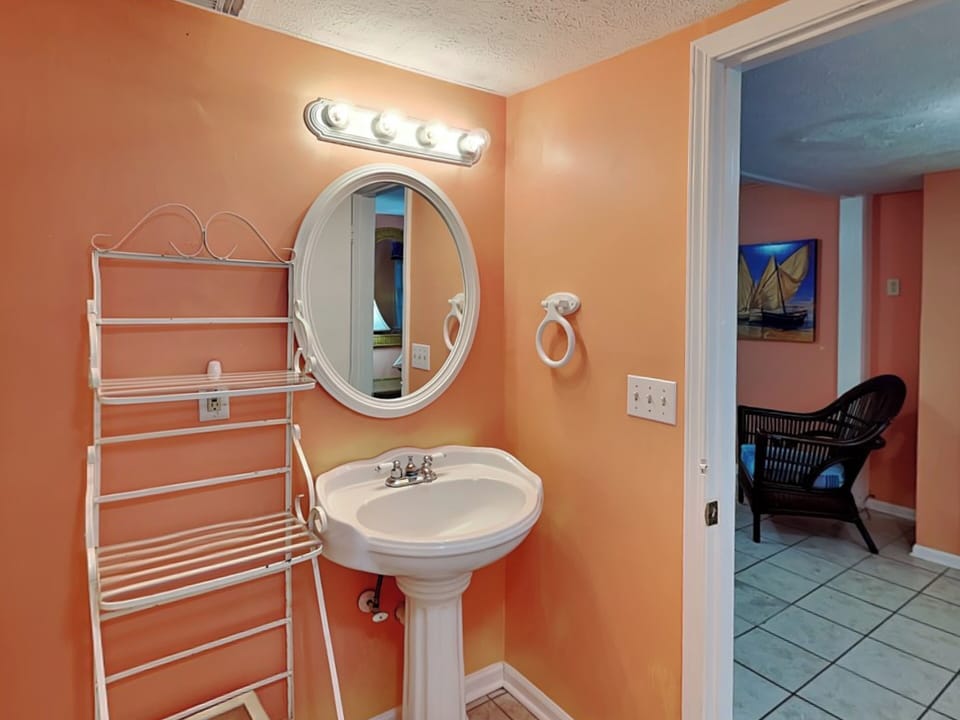Third Bedroom En Suite Bathroom