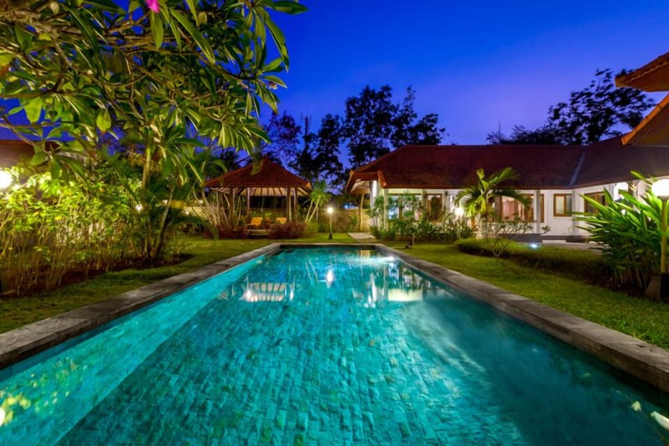 Private Pool Villa with Huge Garden!