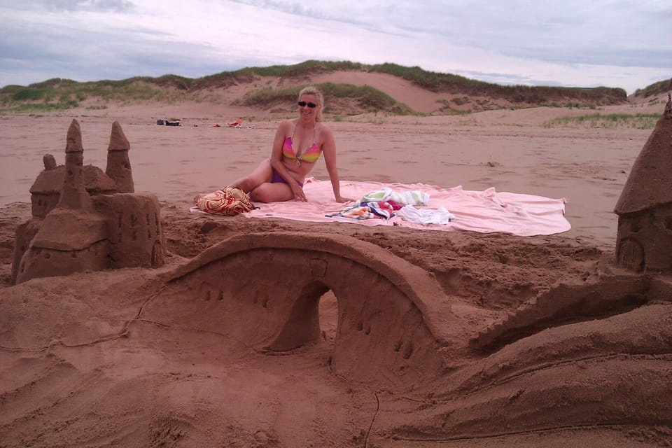 Relax and play on our beach, just a 3 minute walk from the cottage.