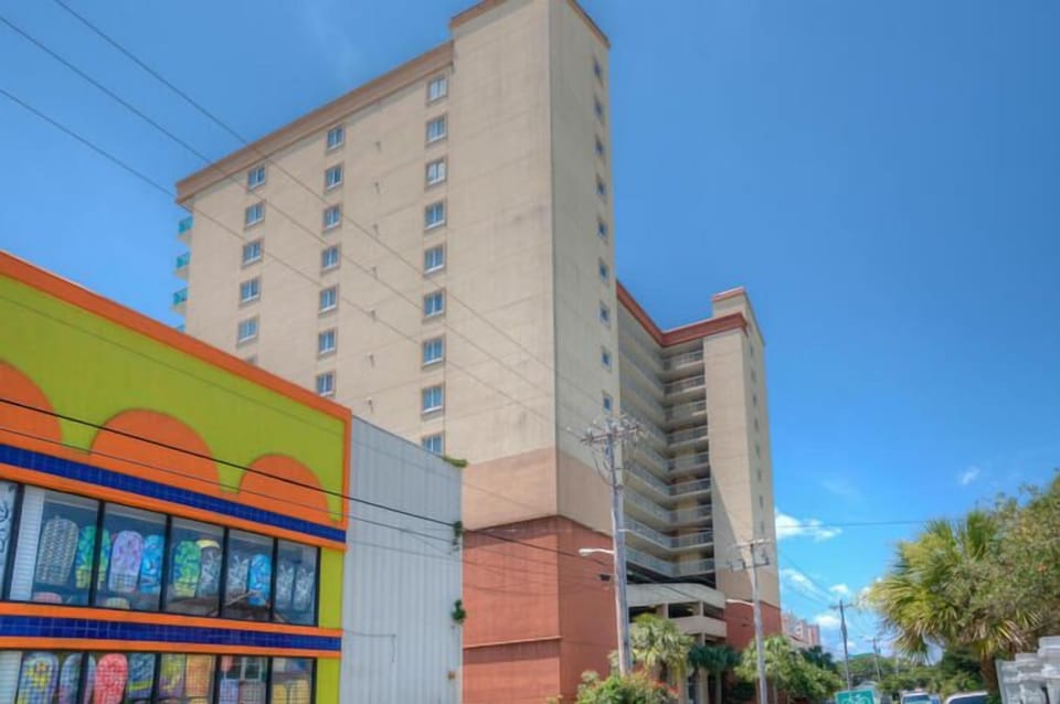 Forgot beach supplies or need souvenirs? A beachwear store is right next door!