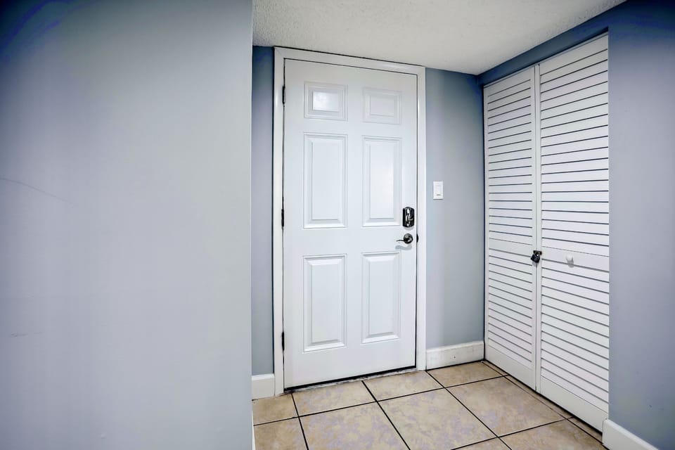 Entry way