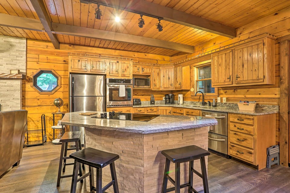 Kitchen | Bar Seating | Cooking Basics