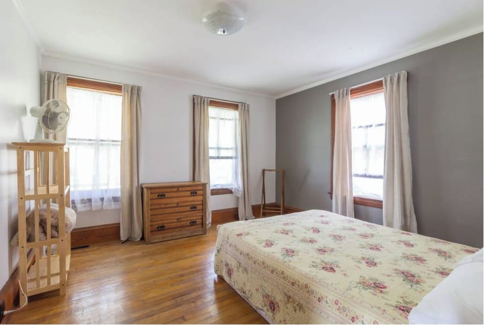 The front bedroom. The bedrooms are on opposite ends of the apartment.