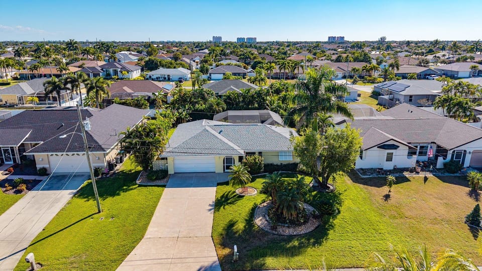 Casa Sunshine is a great place for a family looking for the quaint, authentic Floridian experience