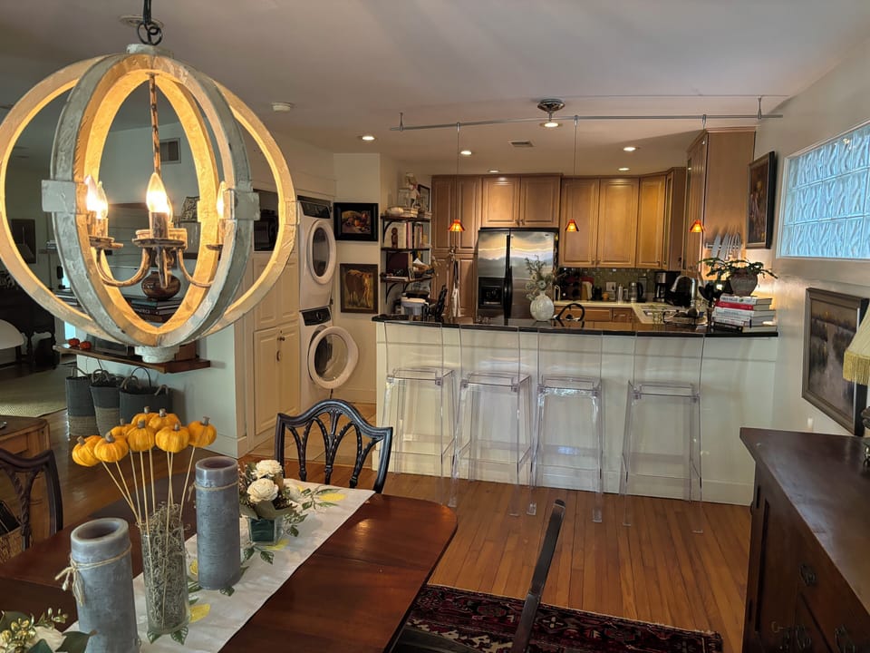 Dining/ kitchen