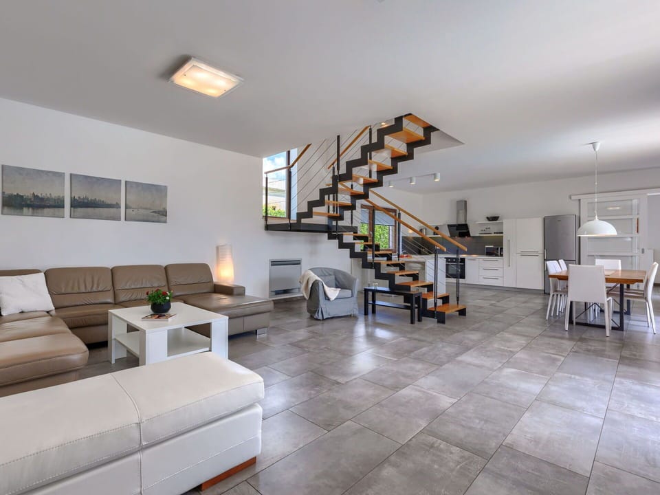 Furniture, Couch, Table, Interior Design, Wood, Living Room, Floor, Flooring, Real Estate, Studio Couch