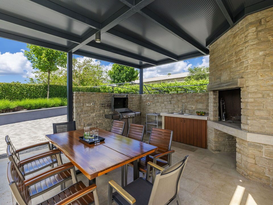 Table, Furniture, Property, Plant, Chair, Wood, Interior Design, Shade, Outdoor Furniture, Cottage