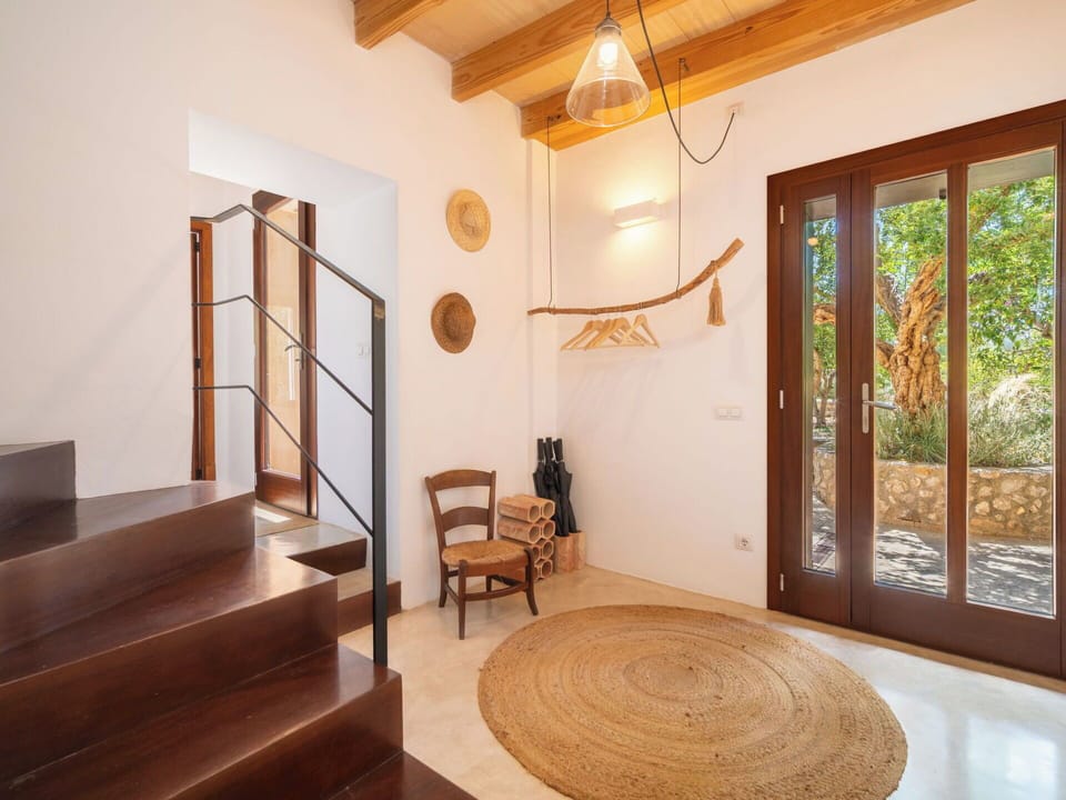 Flooring, Wall, Floor, Interior Design, Wood, Wood Flooring, Door, Ceiling, Home, Lighting