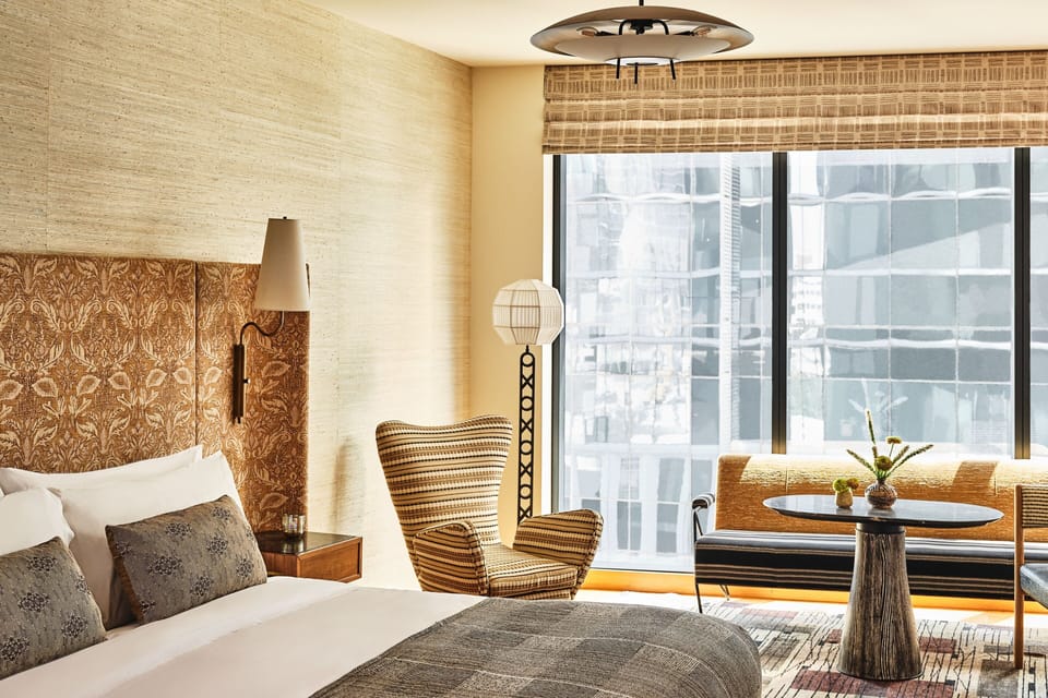 Grand Room, 1 King Bed | Premium bedding, pillowtop beds, minibar, in-room safe