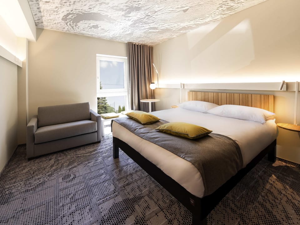 Family Room, 1 Double Bed with Sofa bed | In-room safe, blackout drapes, soundproofing, iron/ironing board