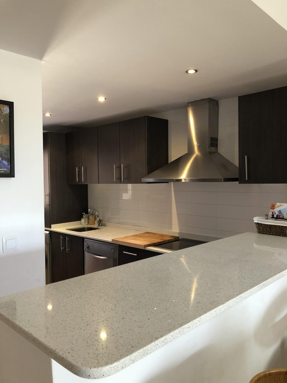Upgraded kitchen with quartz worktops and breakfast bar