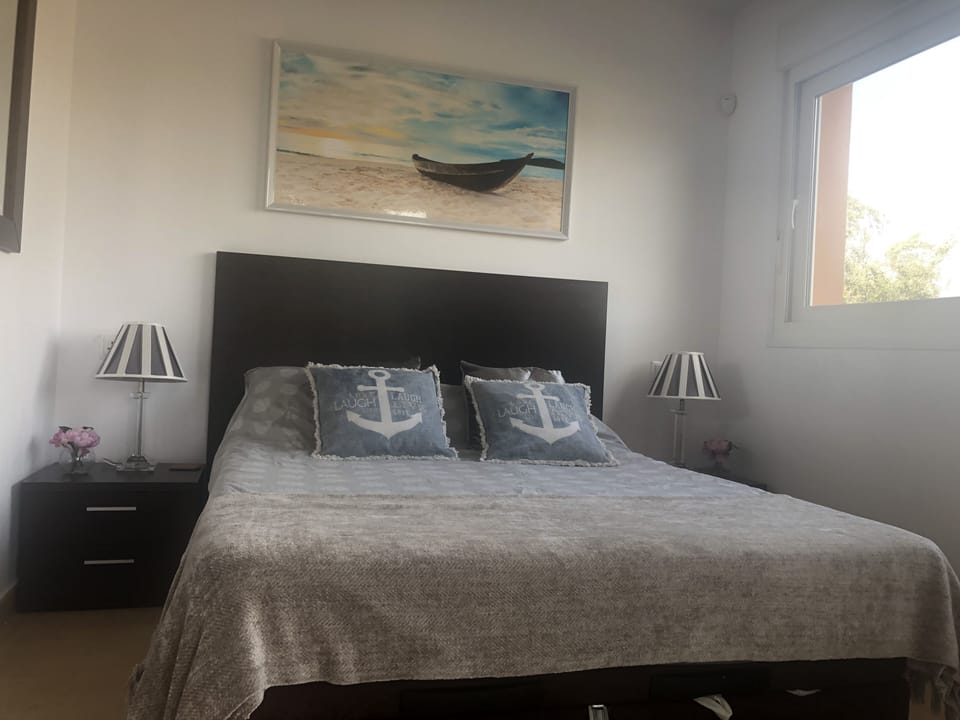 Double bedroom with beautiful views and private glassed in terrace