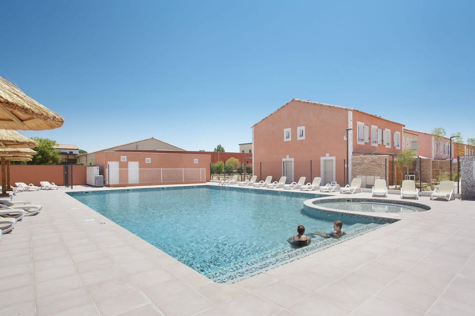 Holiday Home Swimming Pool