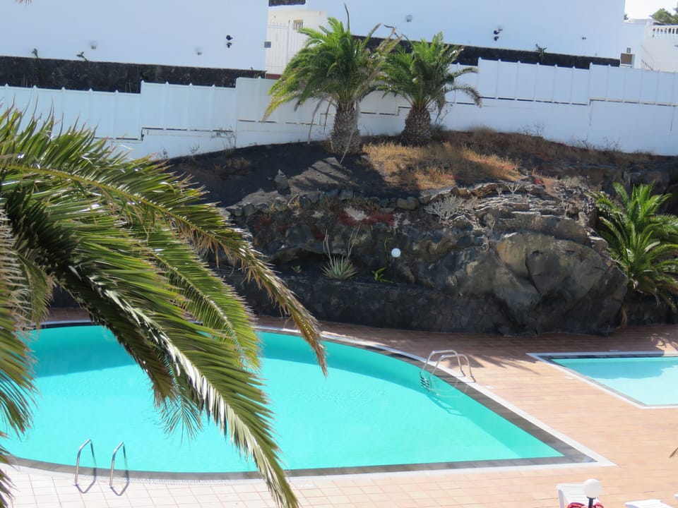 Beautiful pool with smaller shallow children's pool to the side