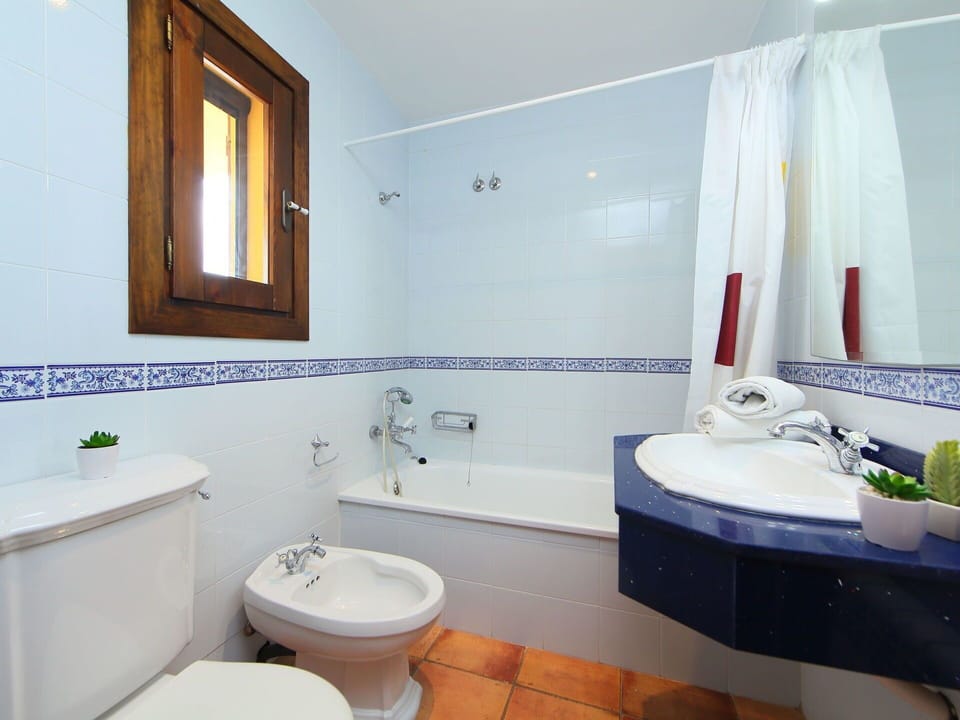 Bathroom, Room, Property, Bathroom Cabinet, Tap, Interior Design, Bathroom Accessory, Purple, Wall, Plumbing Fixture