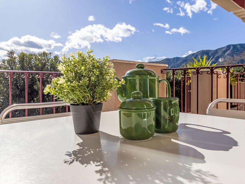 Resort, Apartment, Condominium, Hotel, Hacienda, Eco Hotel, Swimming Pool, Estate, Shade