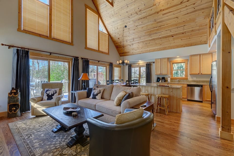 Livingroom/Kitchen/Dining
