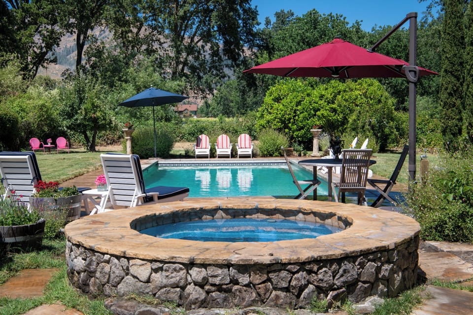 Exquisite, serene Valley of the Moon location; view over spa/hot tub to Hood Mt.