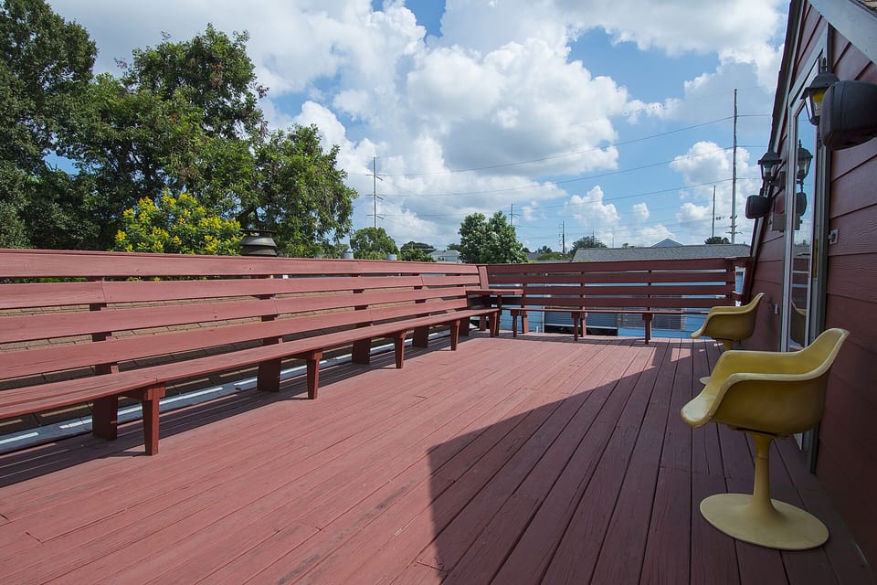 Roof  party deck