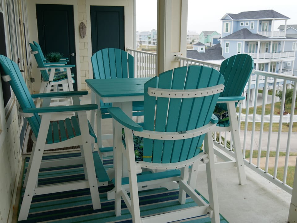Plenty of seating on the patio.