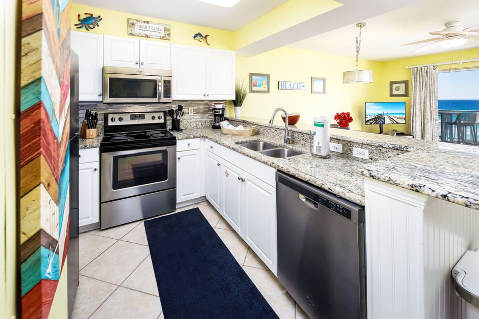 Kitchen - 
Pelican Isle 414 Fort Walton Beach Okaloosa Island Vacation Rentals