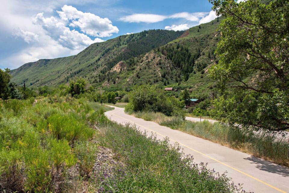 Rio Grande Trail leading to downtown area