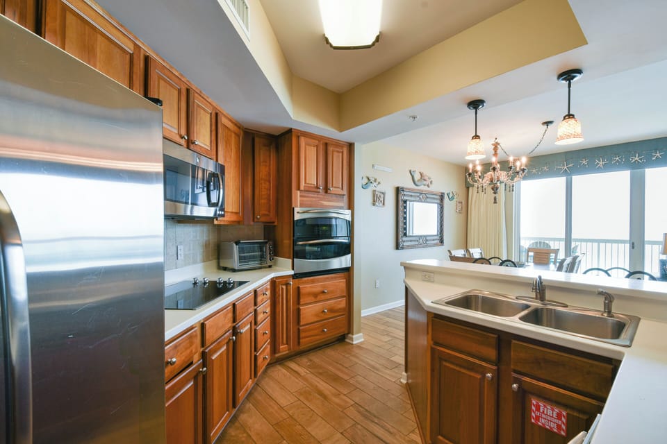 Silver Beach Towers West 504- Kitchen with Stainless Steel Appliances